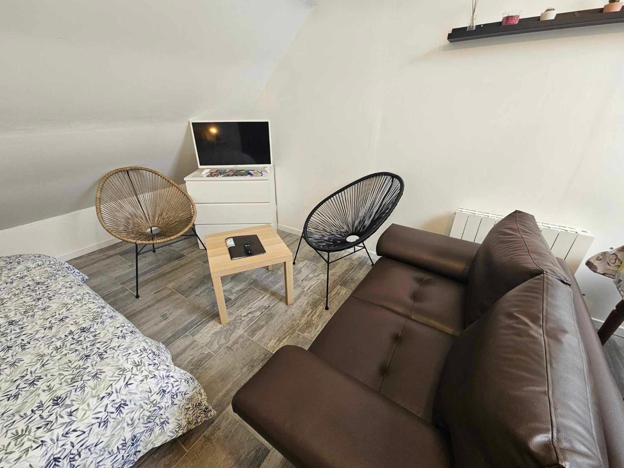 Studios Du Cedre Cuvilly Buitenkant foto